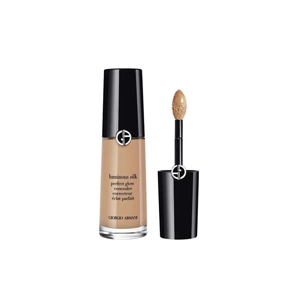 Giorgio Armani Luminous Silk Kapatıcı - 5.5